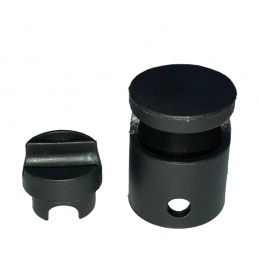 Aga Klobouček pe rețeaua interioară cu cercul Negru