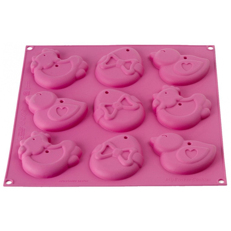 Set de forme de copt Silikomart 9 piese roz.