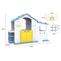 Casă Mare Cu Pridvor, Baschet și Chiuvetă Acoperiș Albastru